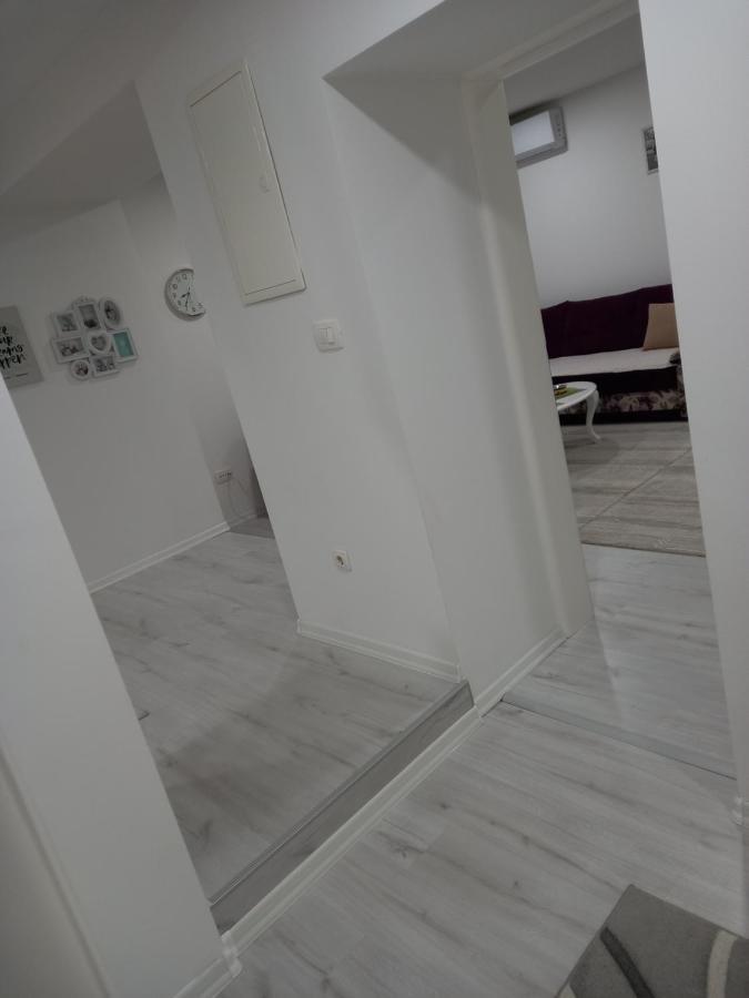 Aine Apartman - Old Bridge Mostar Bagian luar foto