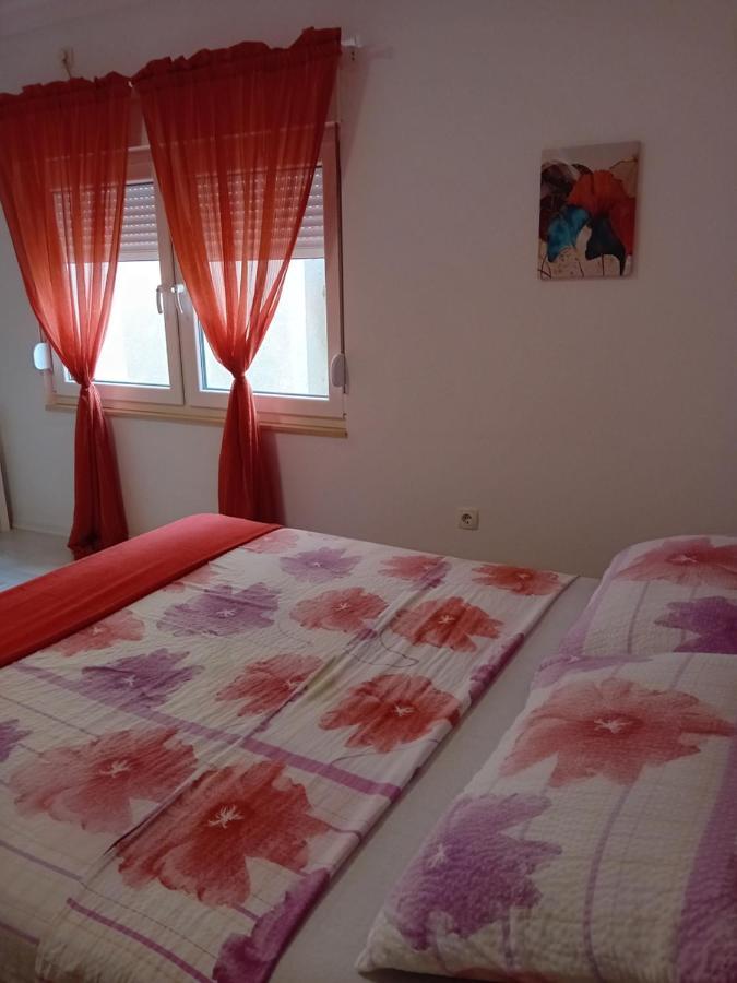 Aine Apartman - Old Bridge Apartment Mostar Bagian luar foto